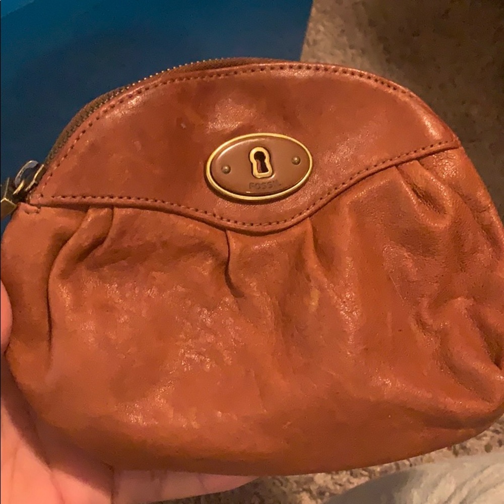 Fossil purse